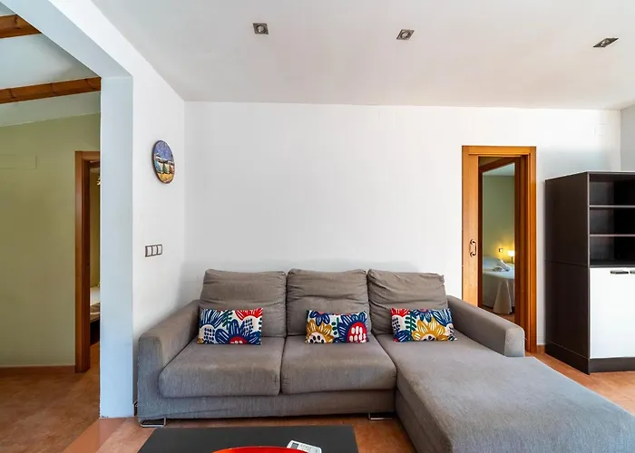 Cozy Retreat With Garden Dom wakacyjny Denia