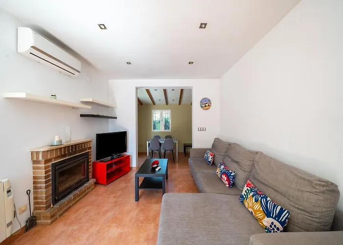 Dom wakacyjny Cozy Retreat With Garden Denia
