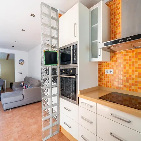 Holiday home Spacious With Private Garden